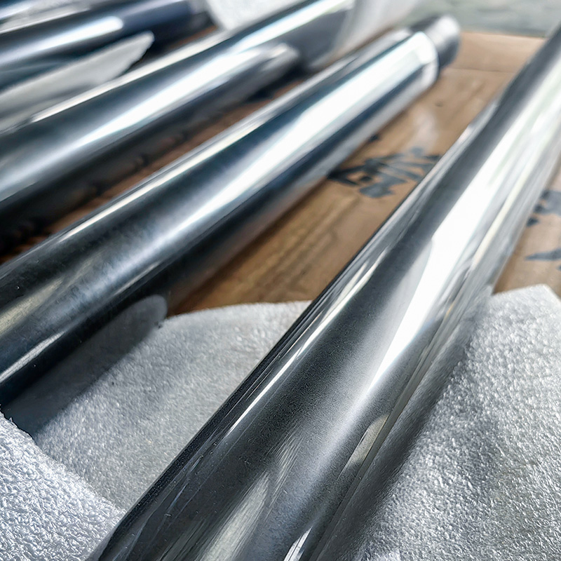 Thanh piston gốm chrome oxit